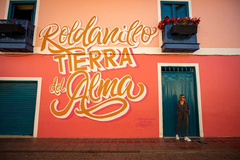 Roldanillo es un destino imperdible del norte del departamento. Sus calles están adornadas de pintorescas casas coloniales y por murales de artistas contemporáneos. / FOTO: Federación Nacional de Departamentos