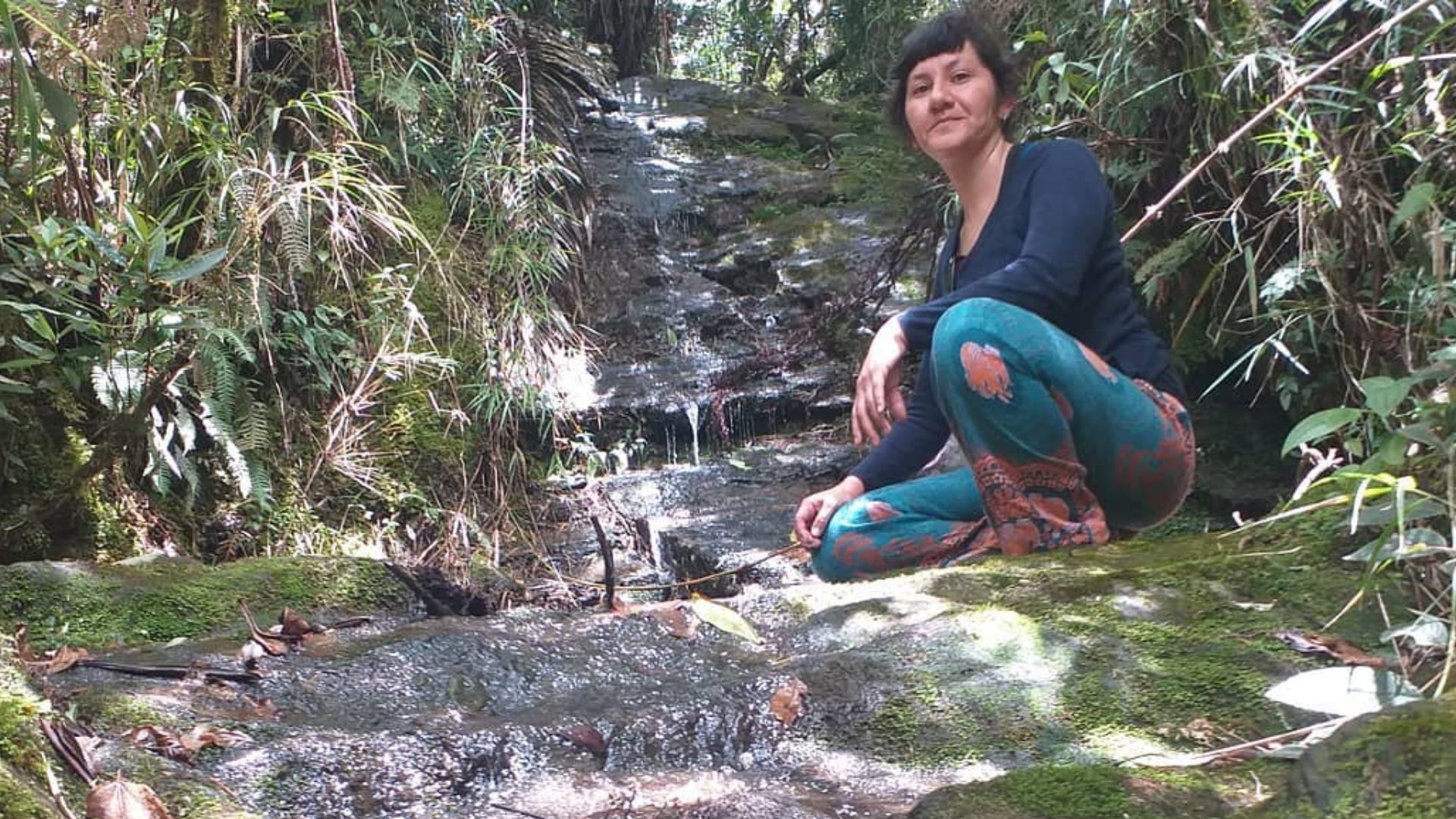 La Seuci, descediente de las montañas del Putumayo y de Nariño, encuentra inspiración en los elementos de la naturaleza. Desde 2010 materializa toda esa inspiración en ilustraciones naturalistas y elementos utilitarios multiusos que evitan la generación de residuos. | Foto: La Seuci