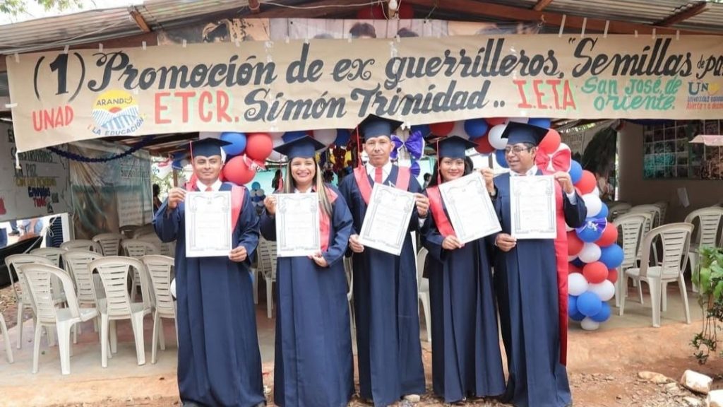 Hasta la fecha 54 firmantes de paz han logrado culminar su bachillerato en Tierra Grata, Cesar | Foto: La Rotativa @larotativa.tg
